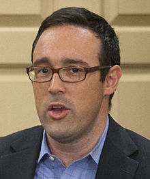 220px-Chris_Cillizza_2012_05
