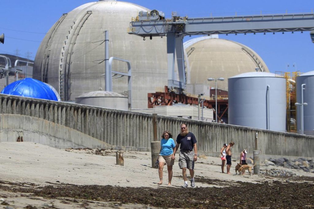 San Onofre Nuclear Plant (photo: Lenny Ignelzi/AP)