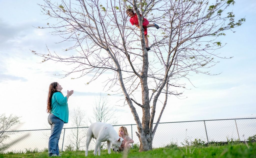 Washington Post photo of family on disability