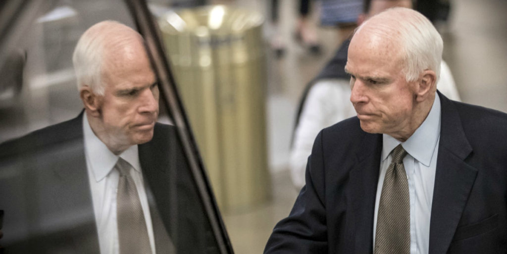 Reflected John McCain depicted in Washington Post (photo: J. Scott Applewhite/Associated Press)