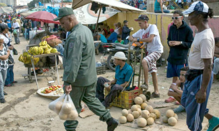US Media Ignore—and Applaud—Economic War on Venezuela
