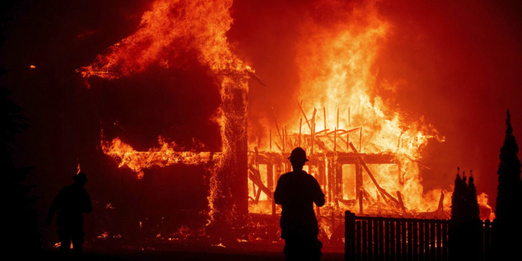 LA Times depiction of destruction of Paradise, California. (photo: Noah Berger/AP)