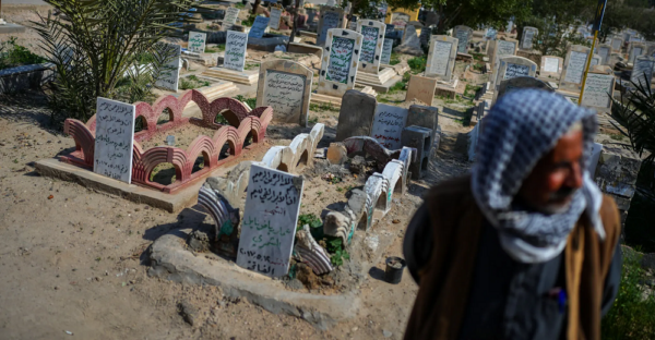 New York Times depiction of an Iraqi man in a cemetery