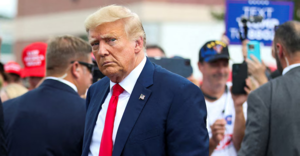 Washington Post depiction of Donald Trump at a rally (photo: Reba Saldanha/Reuters)