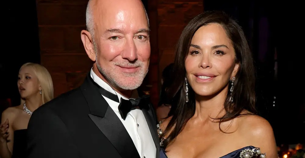 Business Insider's depiction of Jeff Bezos and Lauren Sanchez Bezos at the Met Gala.