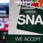 Depiction of SNAP signage from the CT Mirror